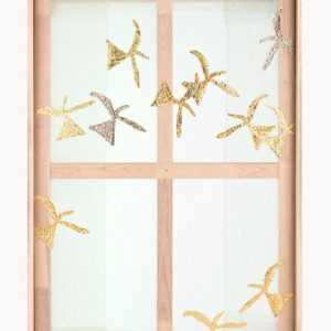 “Notre âme comme un oiseau 1” - Oil on natural linen, golden leaf on natural linen. Museum glass and beech frame, H.130 x W.90 cm, 2021